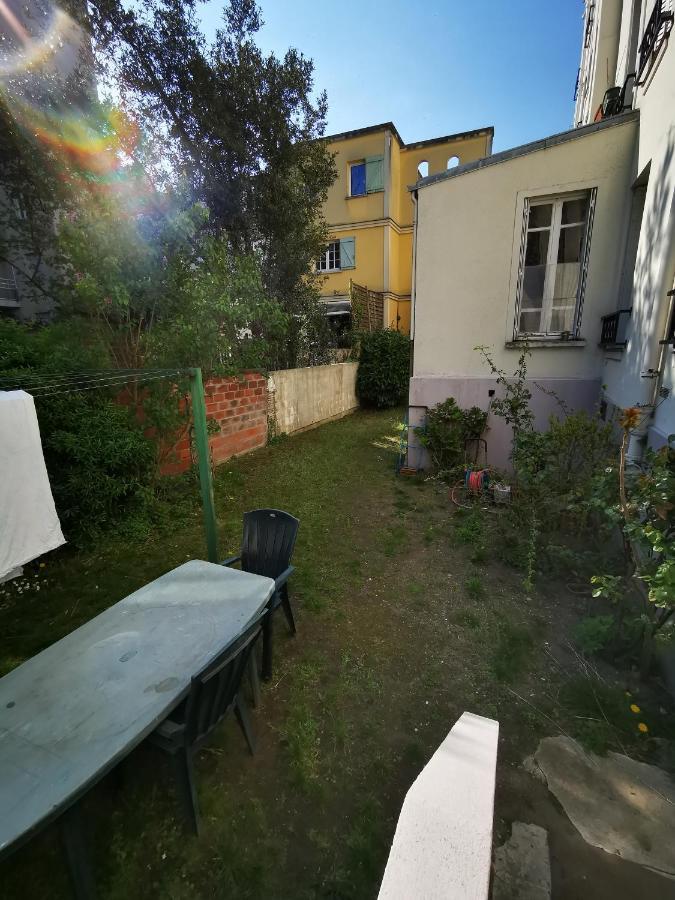 Studio La Belle Vie Suresnes Esterno foto